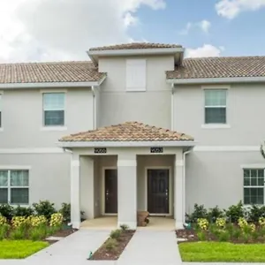  Holiday home Paradise Private Pool & Golf At Championsgate