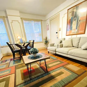 https://new-york-2-bedroons-apartment-free-private-parking.us-newyorkcity.com
